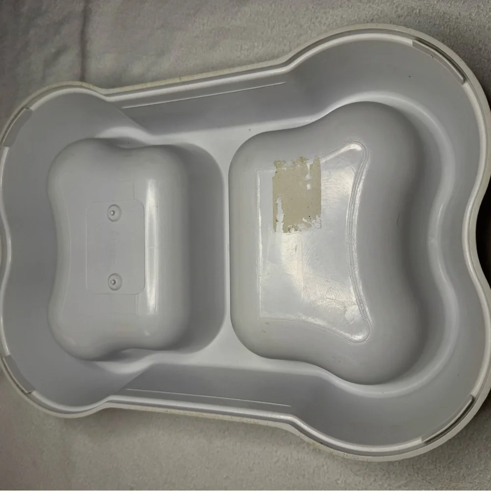 DISNEY 101 Dalmatians Dog Food/Water Bowl